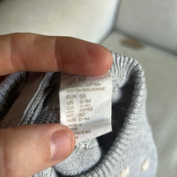 H&M Bobble Sweater 0-1 months - Picture 5 of 5